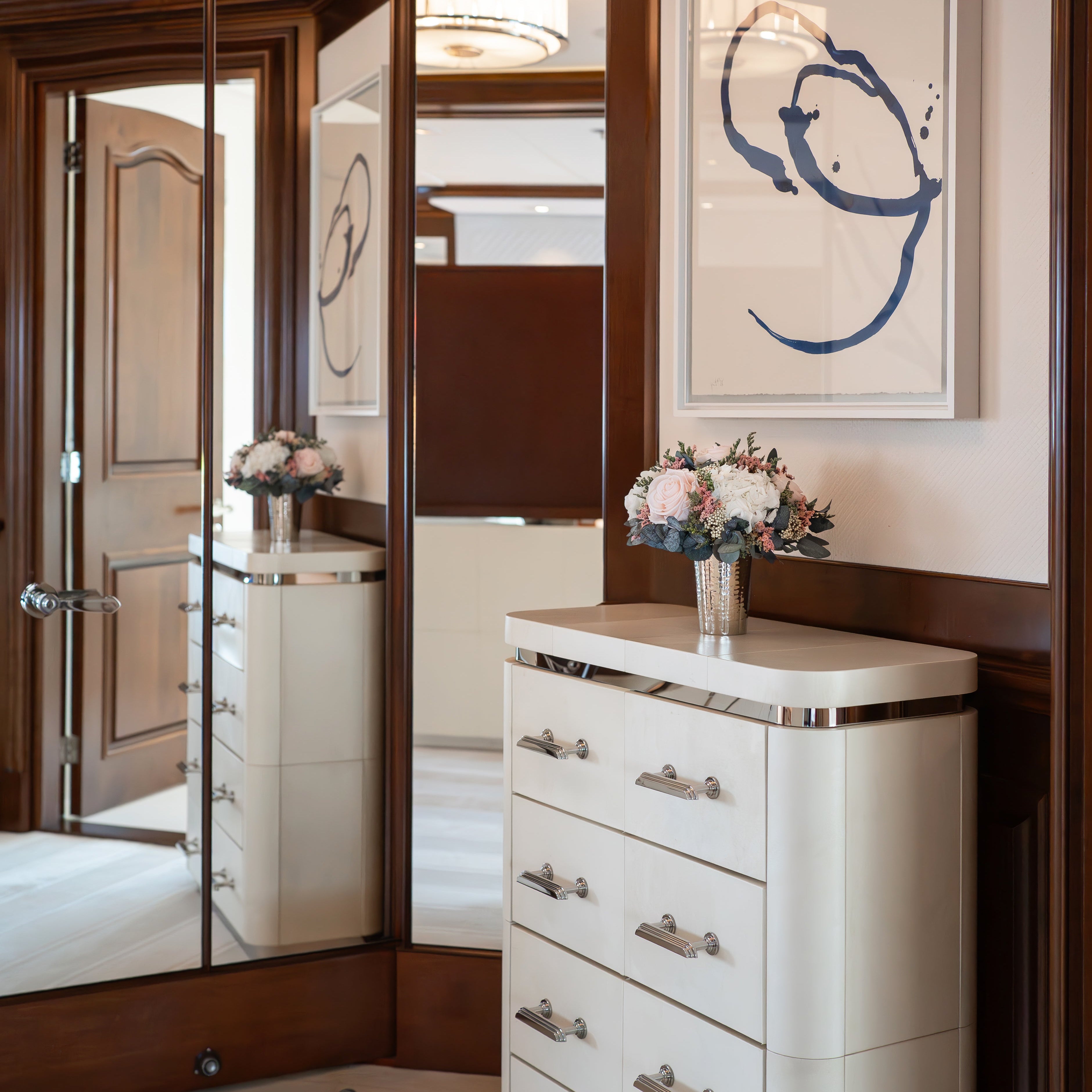 YACHT COLLECTION