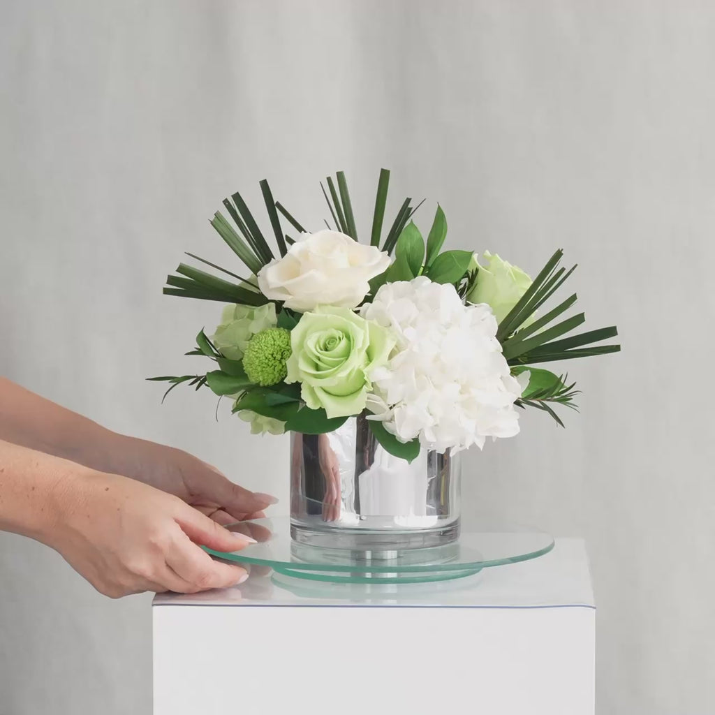 Preserved green and white tropical flower arrangement for yachts 